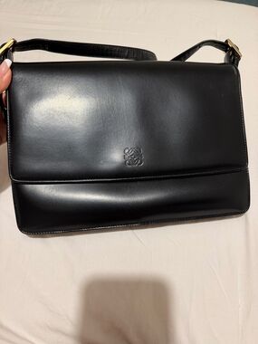 **COA** Vintage Authentic Loewe Gusset Shoulder Bag